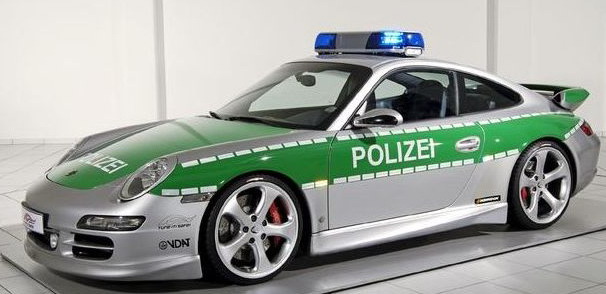 polizei-porsche.jpg